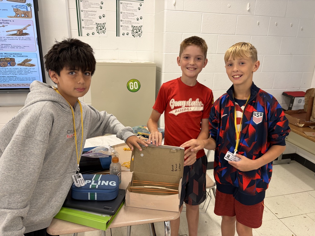 Spanish Social Studies in Ms. Rumi's Class 
