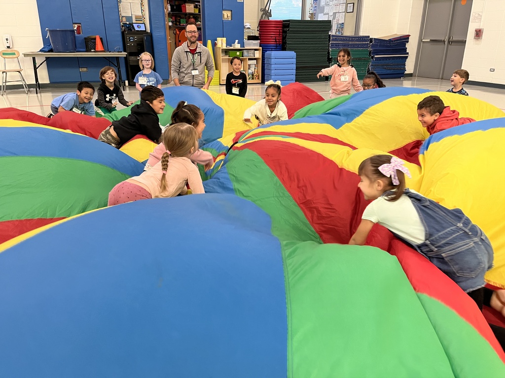 Parachute in P.E. class at Primary, Oct. 2026