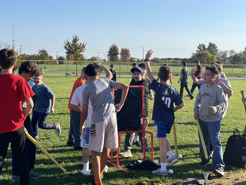 The WMS Wiffle Ball Club closed out their fall season with a Students vs. Parents game