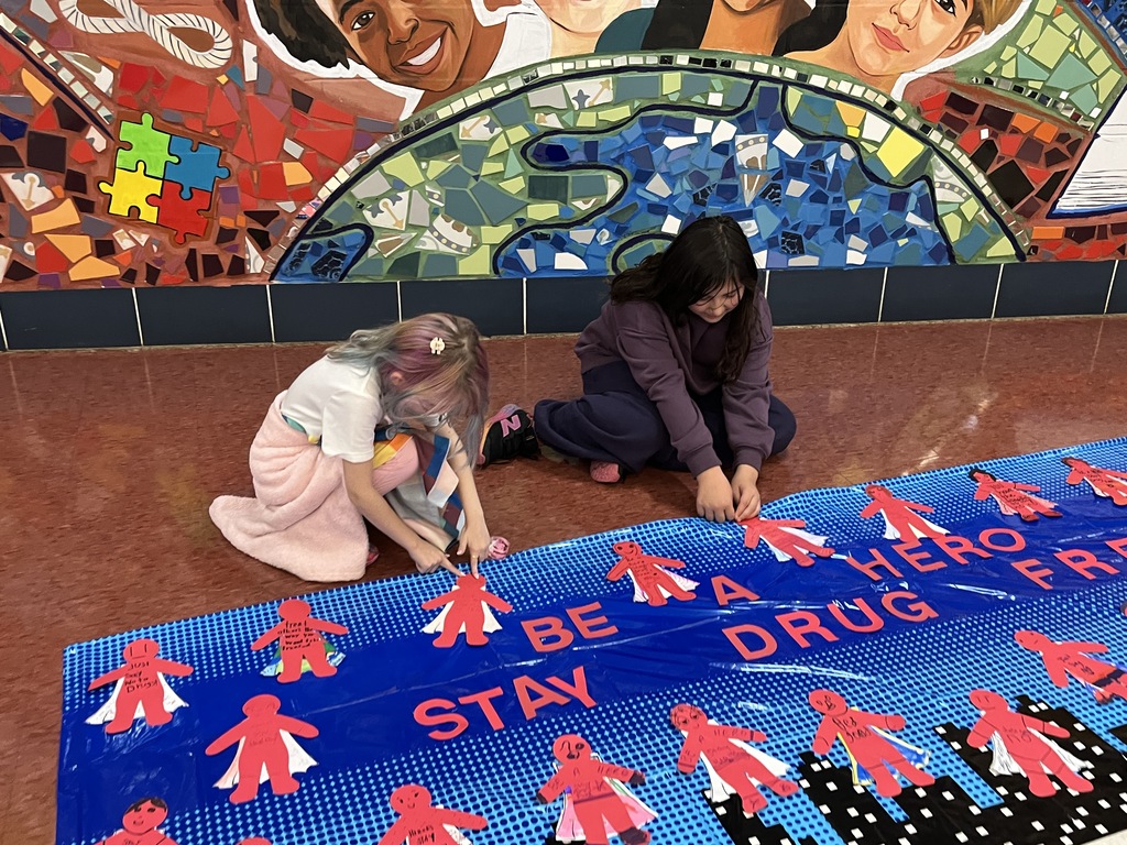 PBIS Student Leaders at Intermediate help create Red Ribbon Week materials