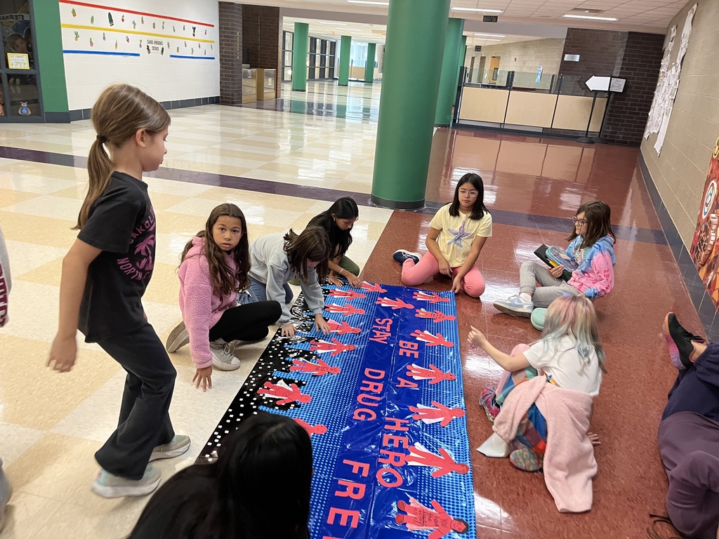 PBIS Student Leaders at Intermediate help create Red Ribbon Week materials