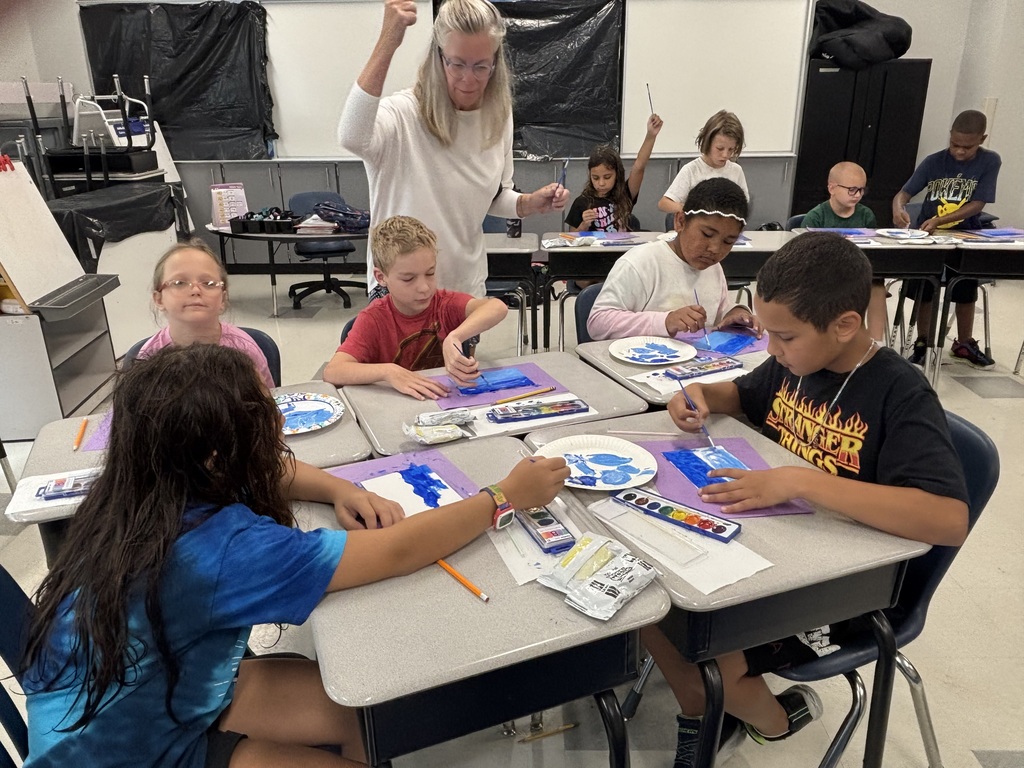 kids painting