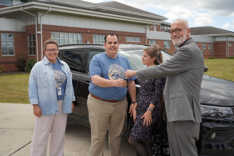 teacher of the year car presentation