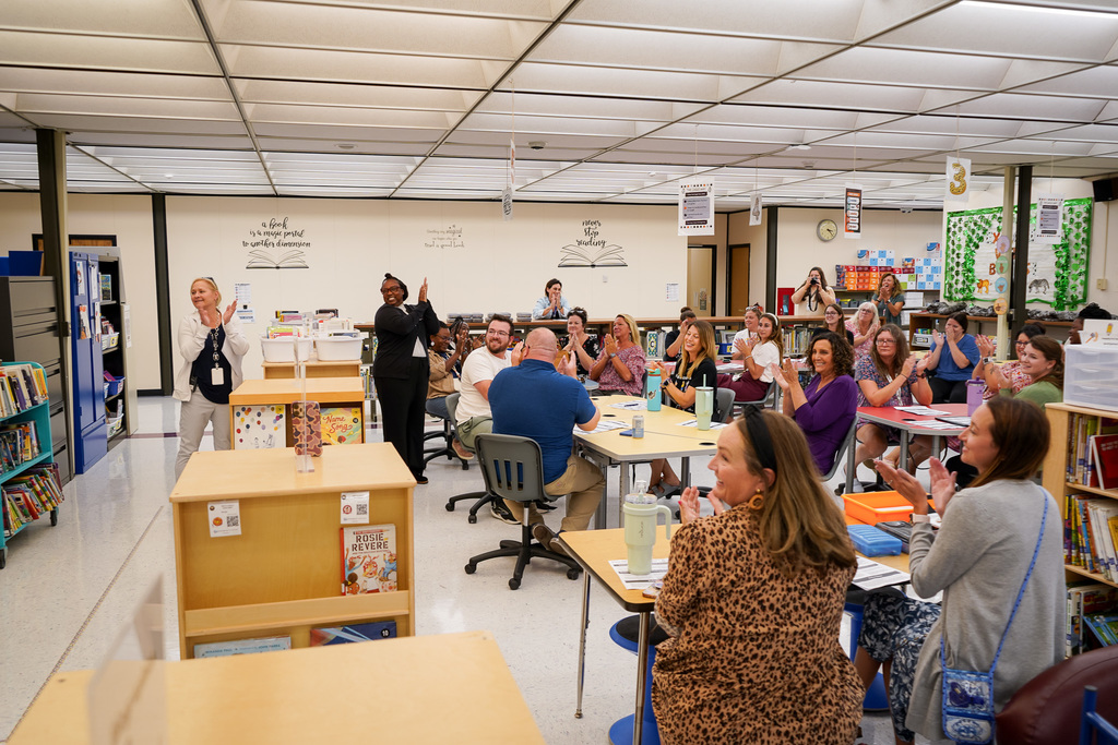 SHES Apple Distinguished School Celebration
