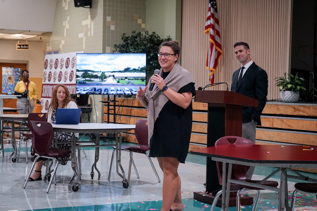 SHMS Apple Distinguished School Celebration