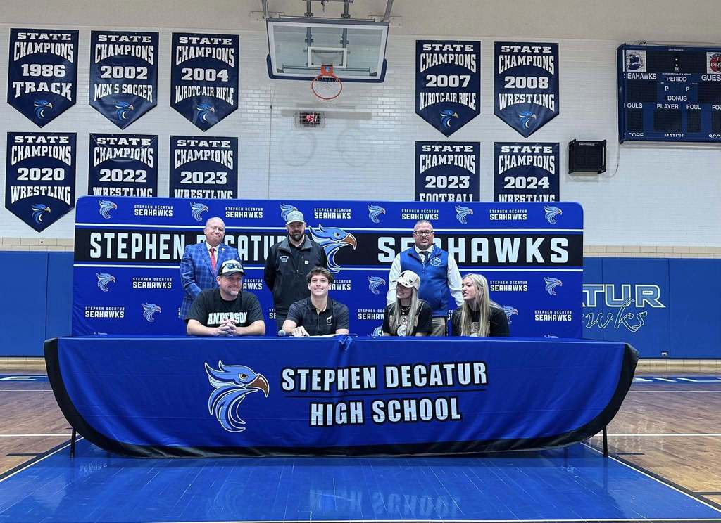 SDHS Fall Signing Day 2025