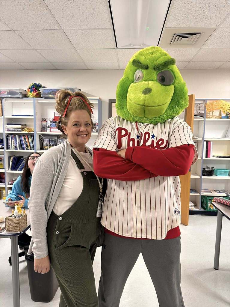 PreHoliday spirit week at SDHS