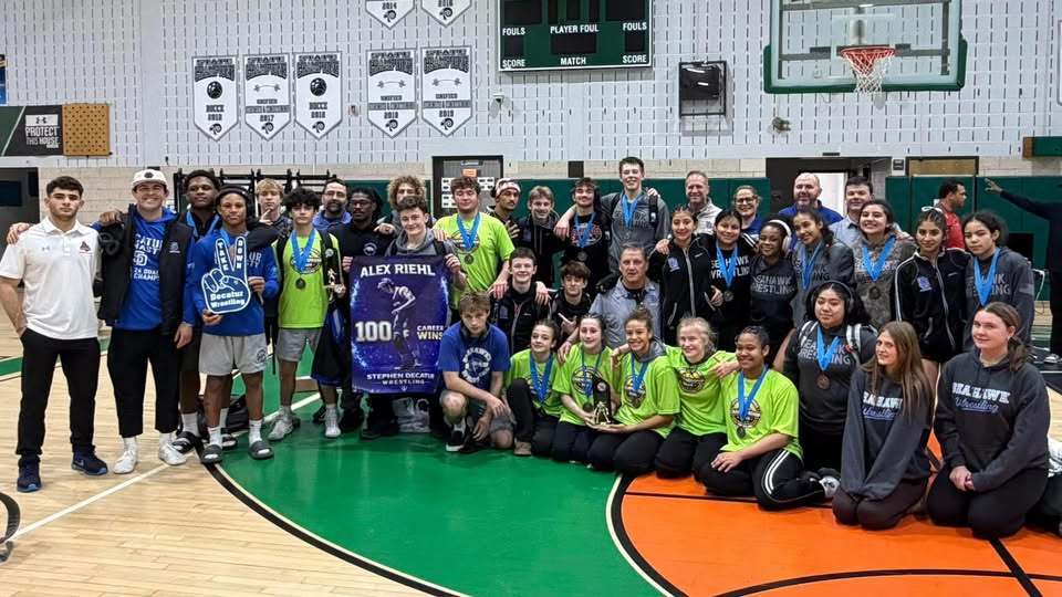 Bayside Mens and Womens wresting champions 2026