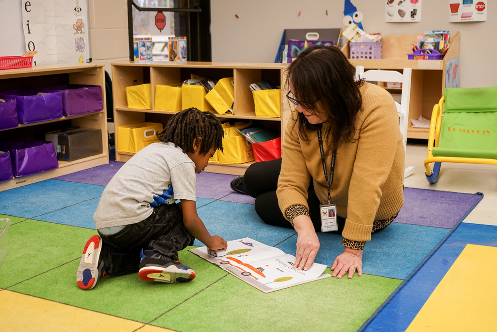 Coordinator gifting book