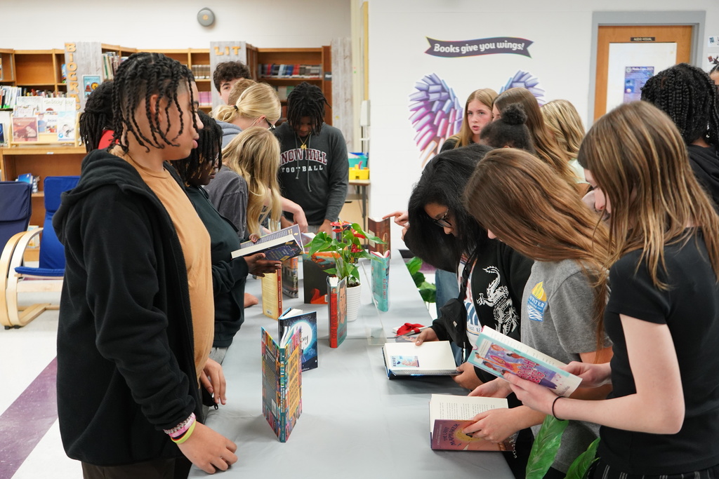 Worcester Students Reading