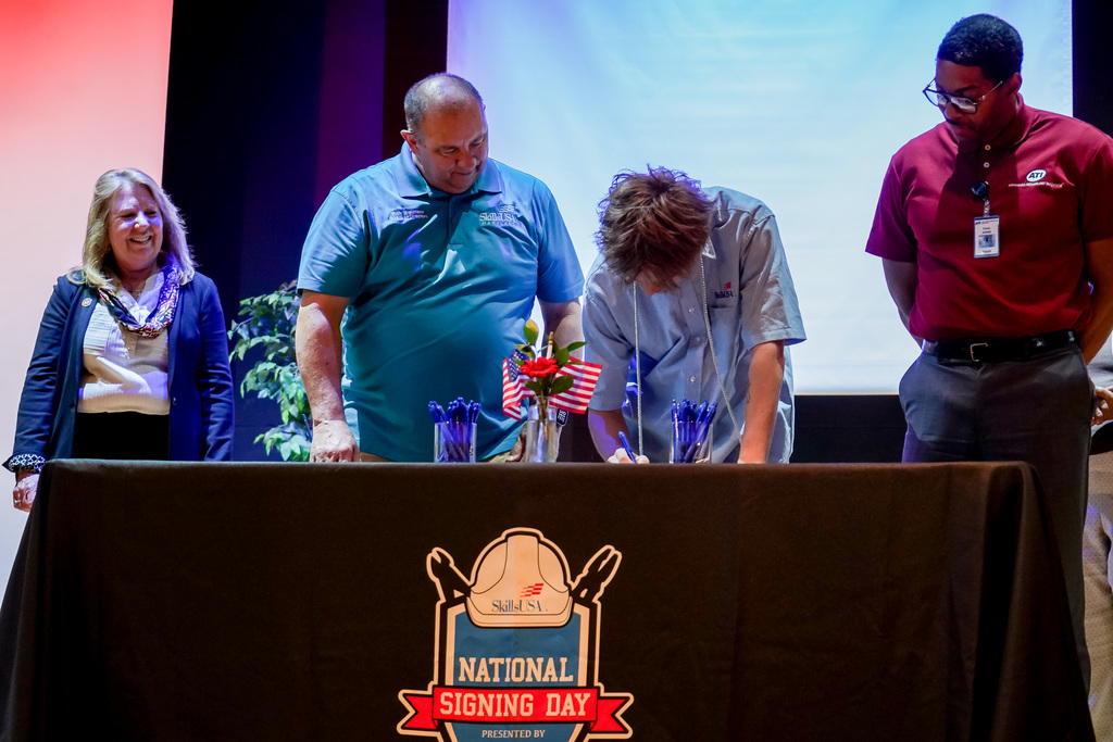 Signing Day at WTHS