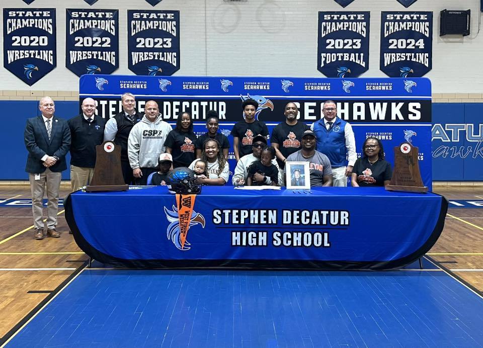 Spring 2026 sports signing at SDHS