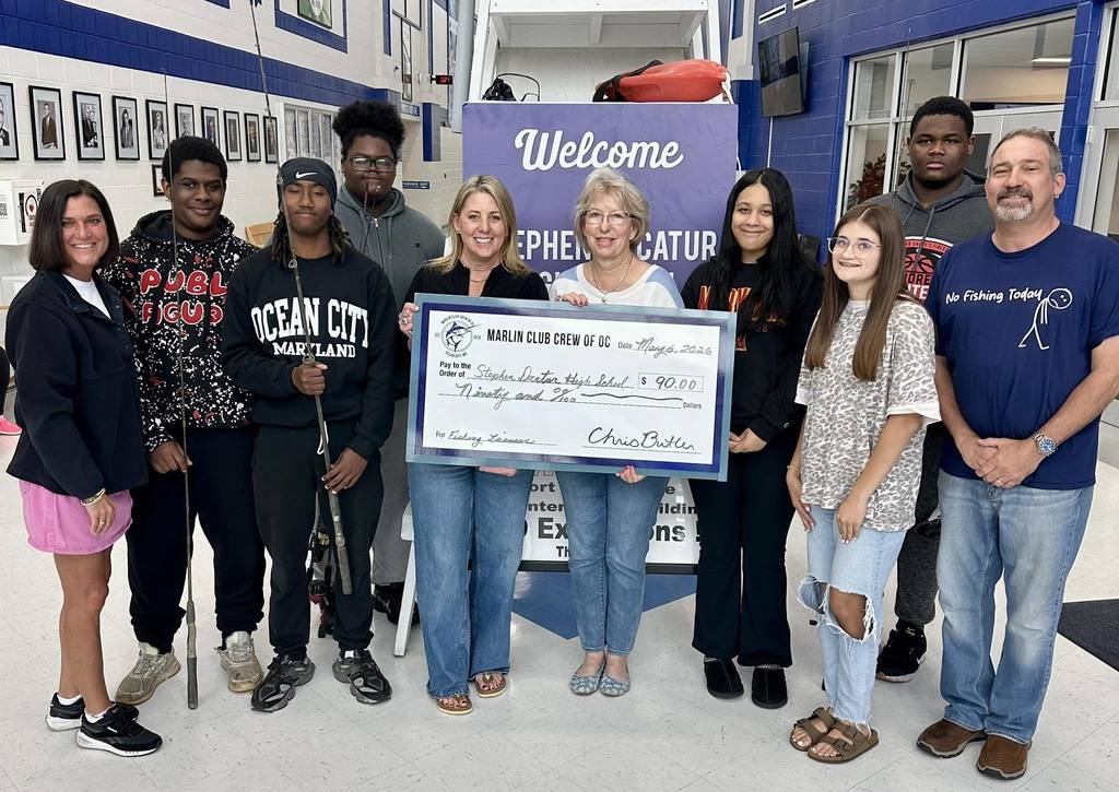Marlin Club supports students