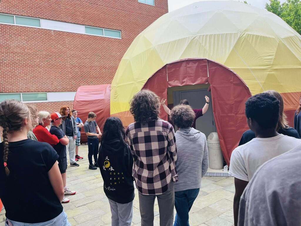 SU Planetarium field trip 