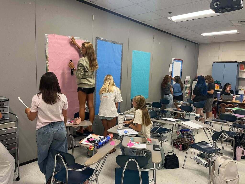 Dual Enrollment students at work