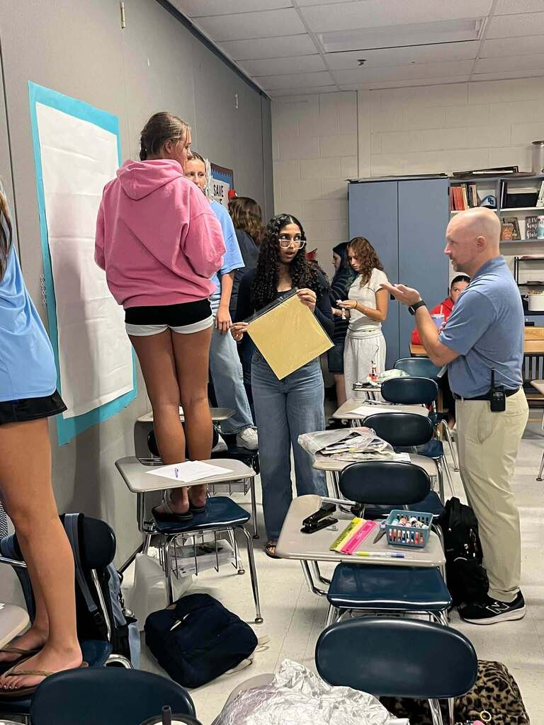 Dual Enrollment students at work