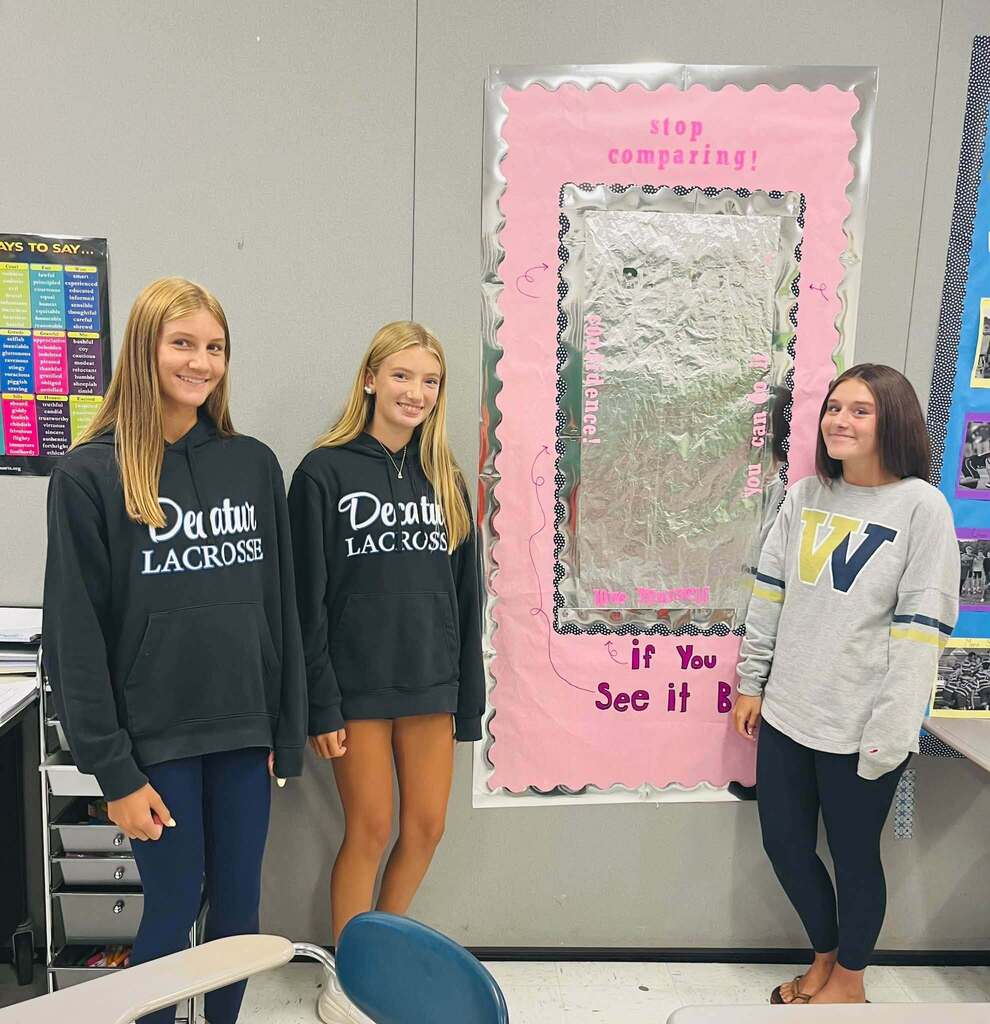 Dual Enrollment students at work