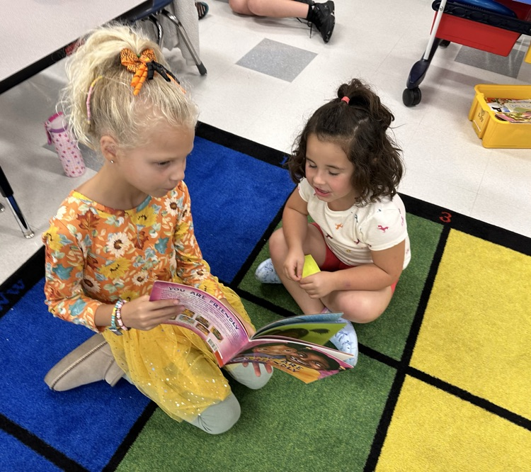 kids reading 