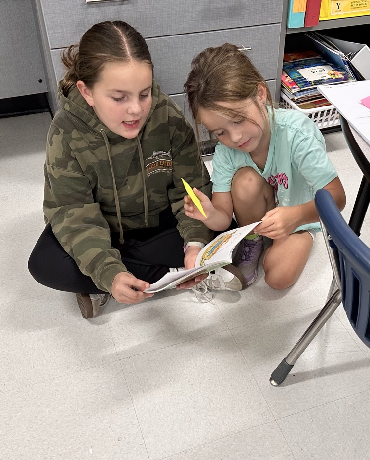 kids reading 