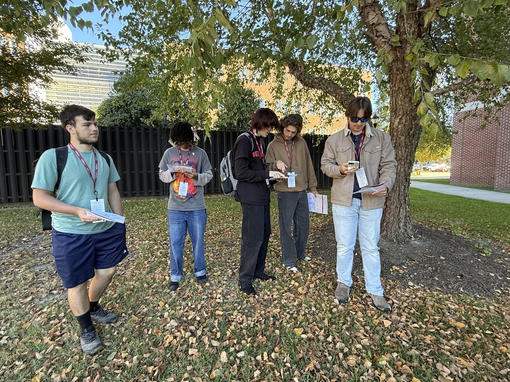 Outdoor Scavenger Hunt With Students