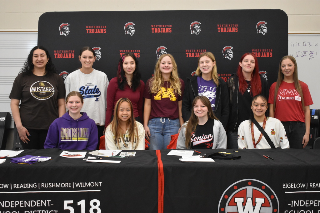 11 WHS students that participated in the Future Teacher Signing 