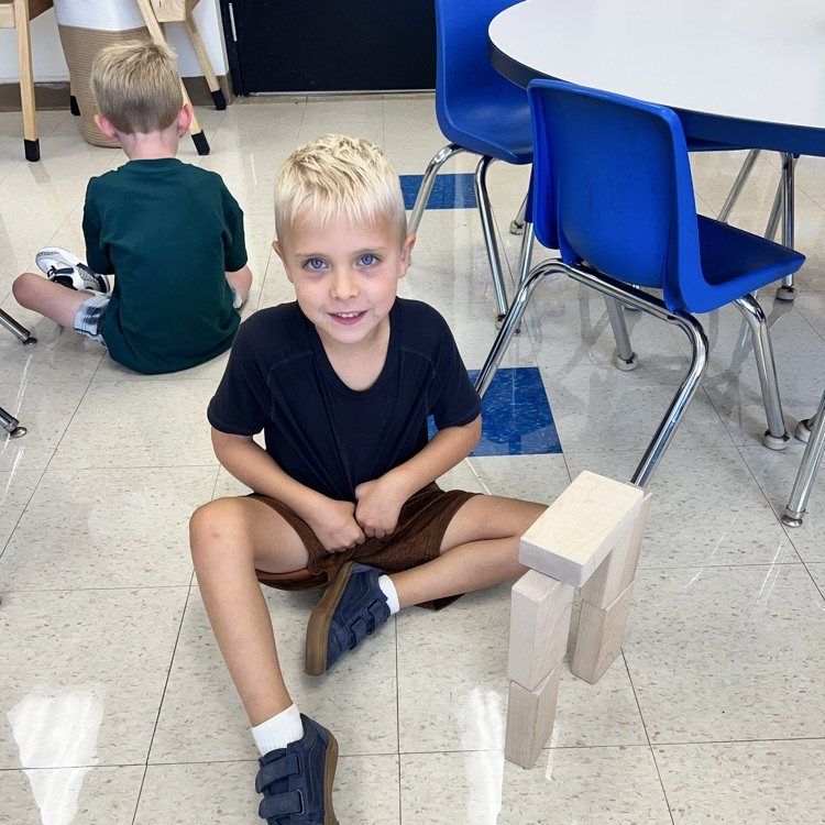 KRO enjoys block play