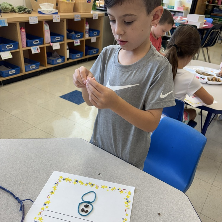 student using wiki sticks on this parts to make a hero