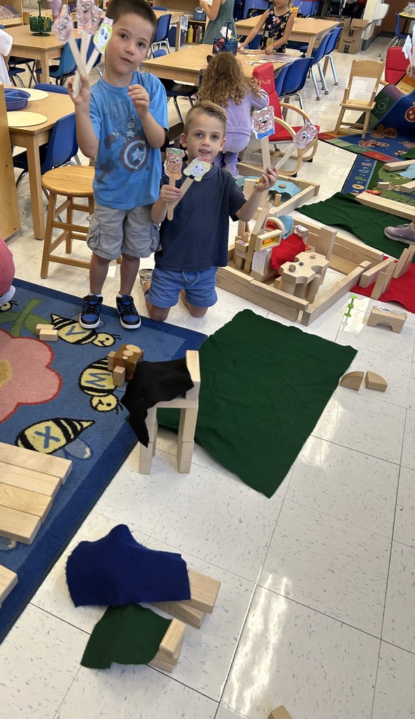children creating