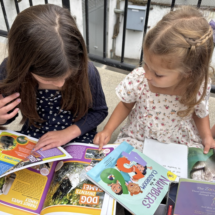 girls reading books
