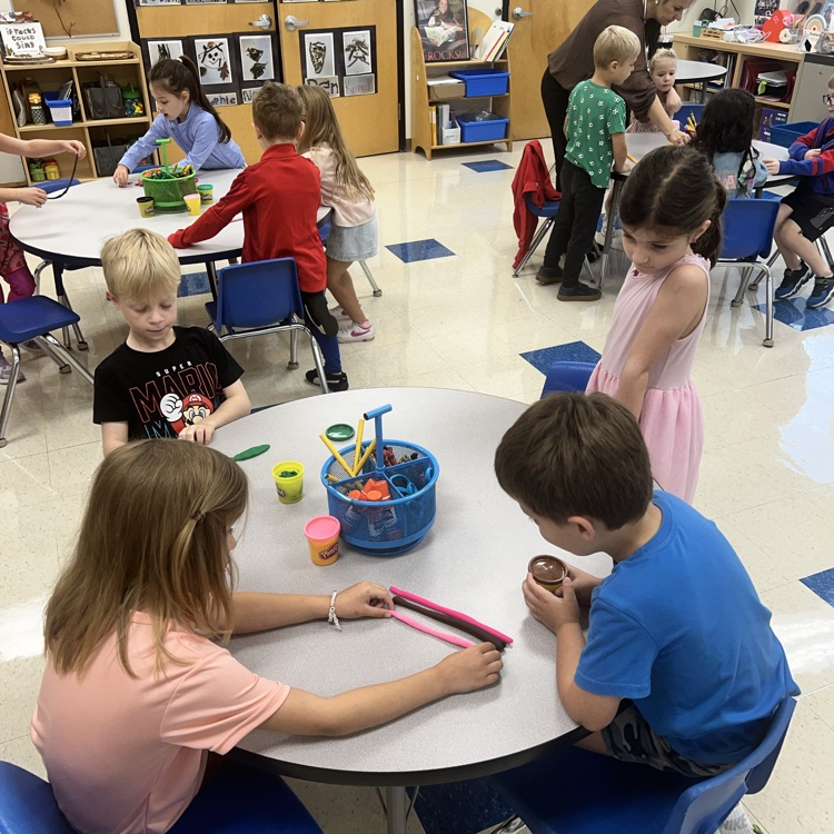KRO compares length in math