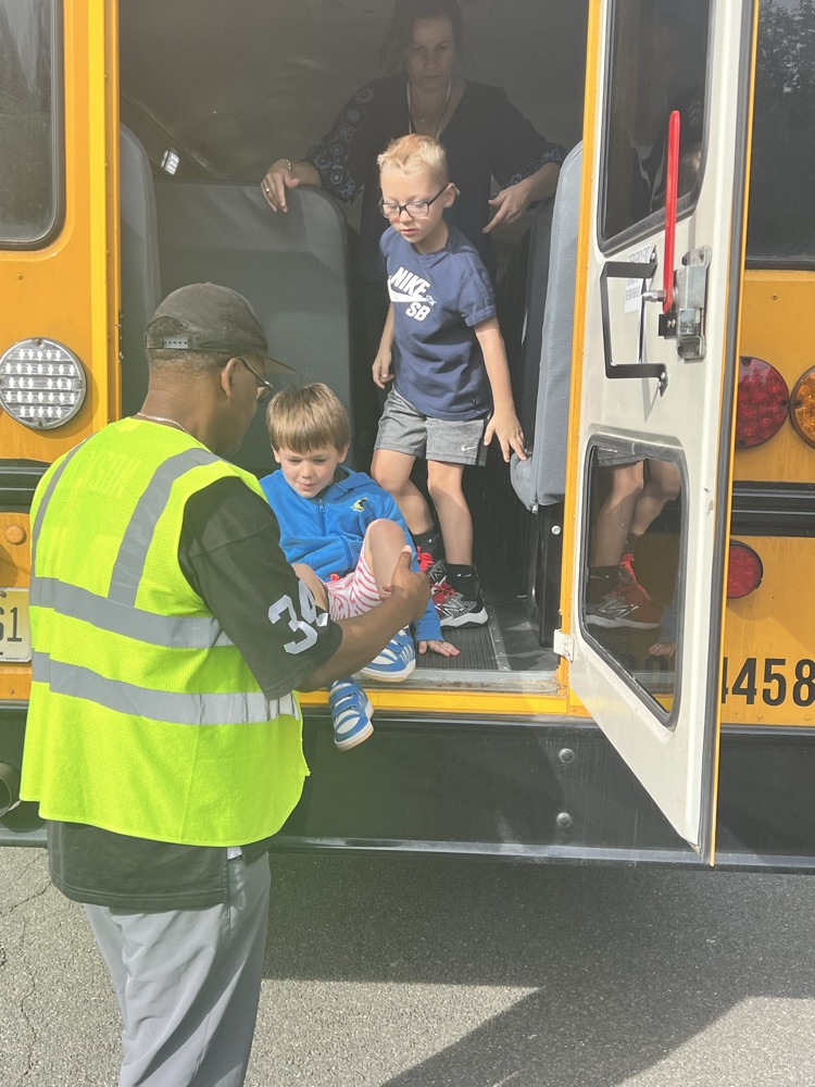 KRO learned about bus safety today.