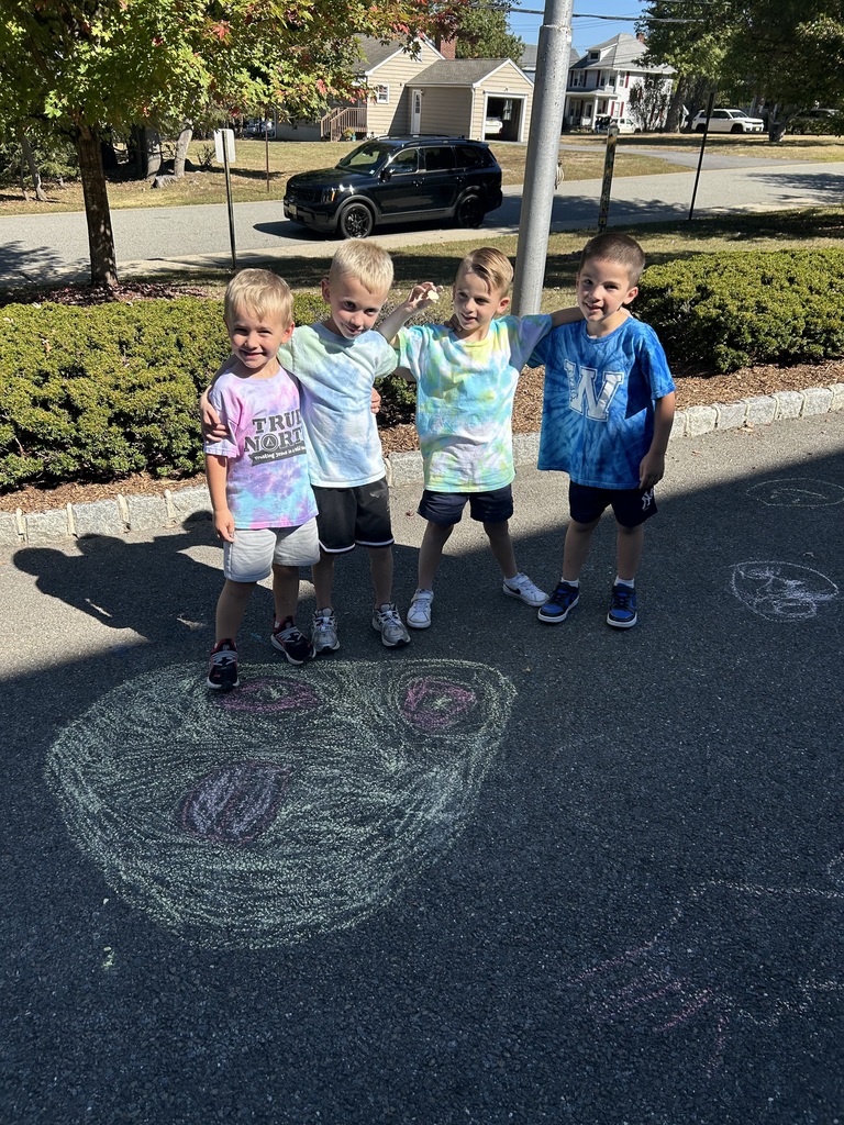 children creating