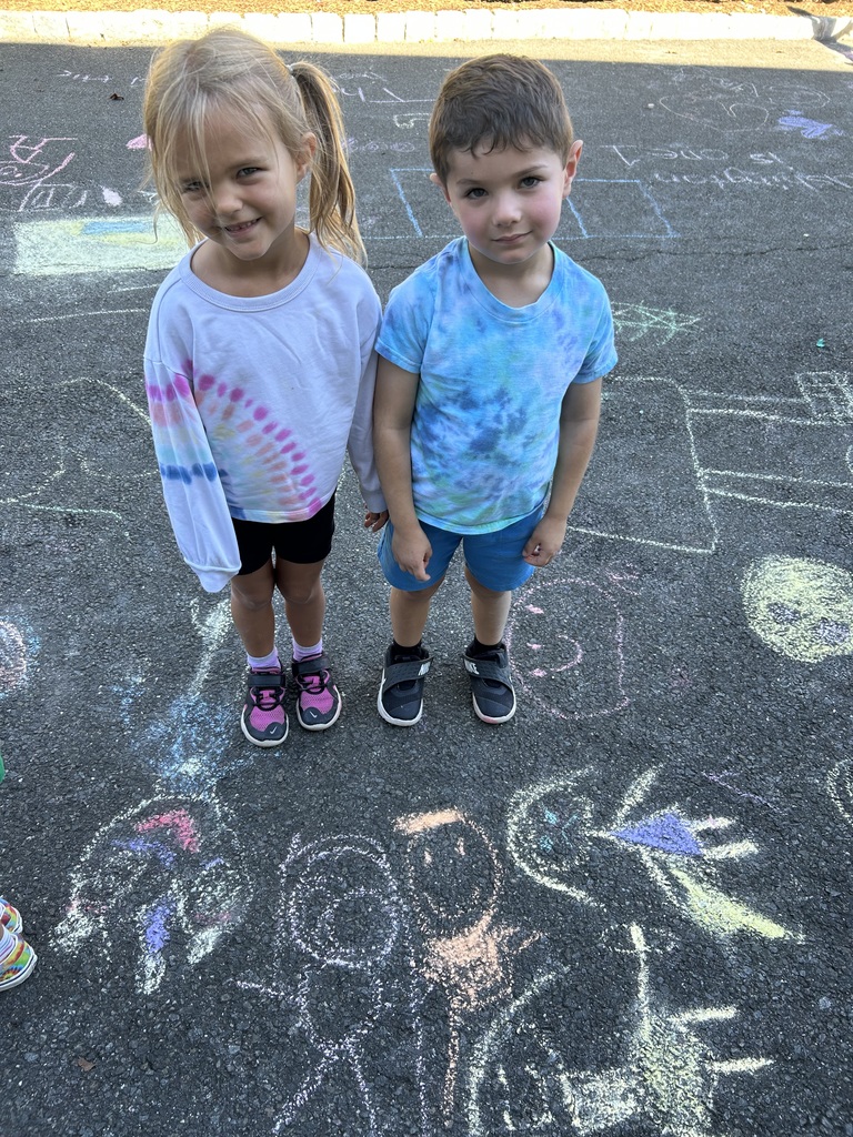 children creating