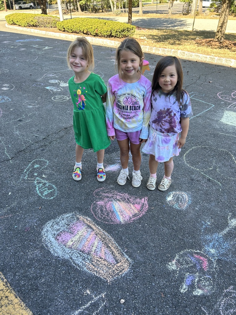 children creating