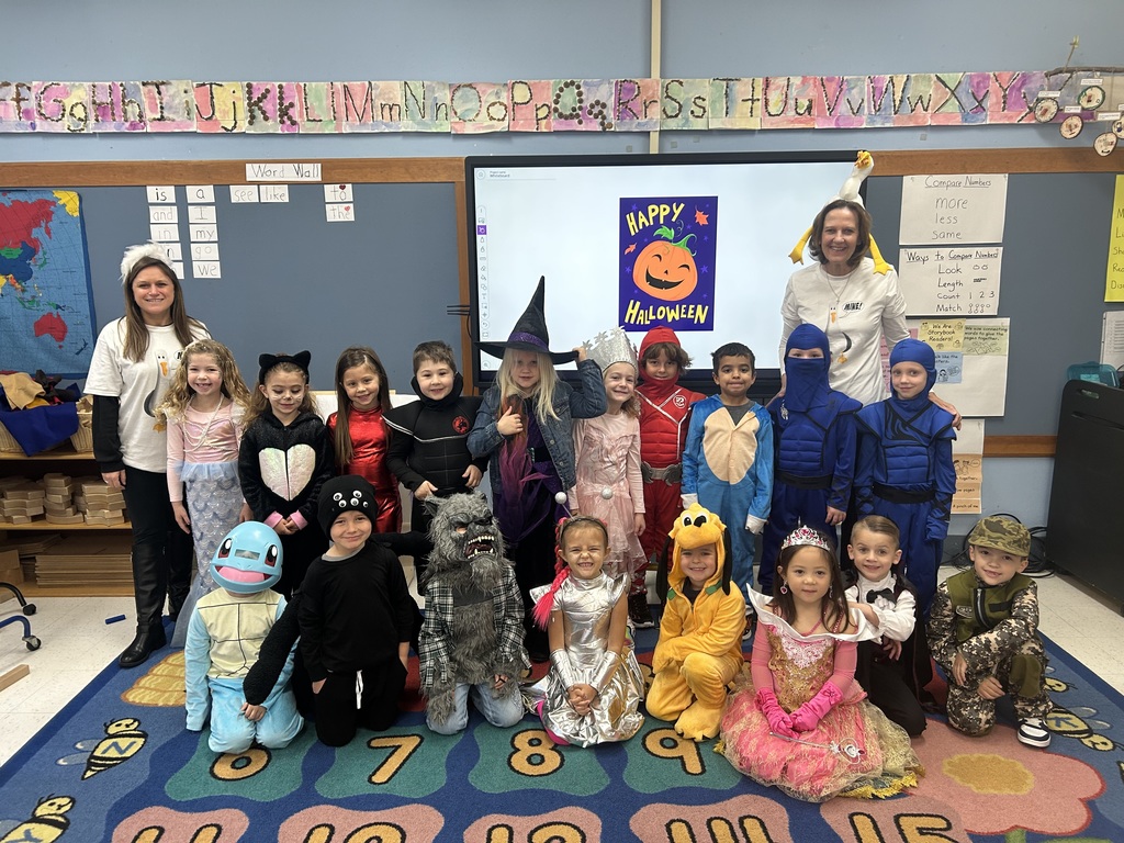 Class picture for Halloween!