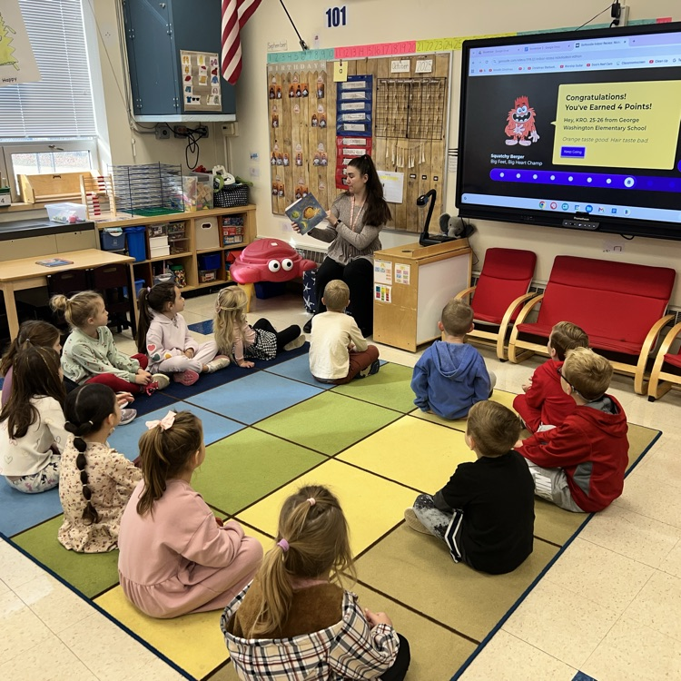 KRO enjoyed Ms. Steinberg's lesson about personal space. We are practicing staying within our own bubbles.