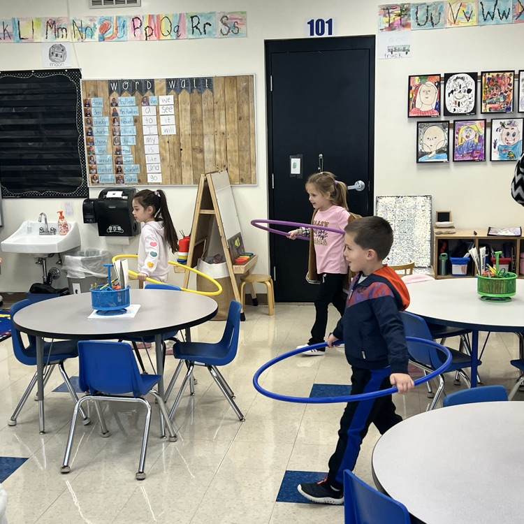 KRO enjoyed Ms. Steinberg's lesson about personal space. We are practicing staying within our own bubbles.