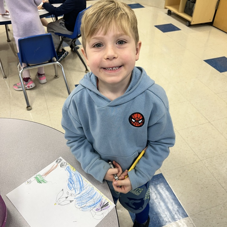 KRO traces 2D shapes to create a picture.