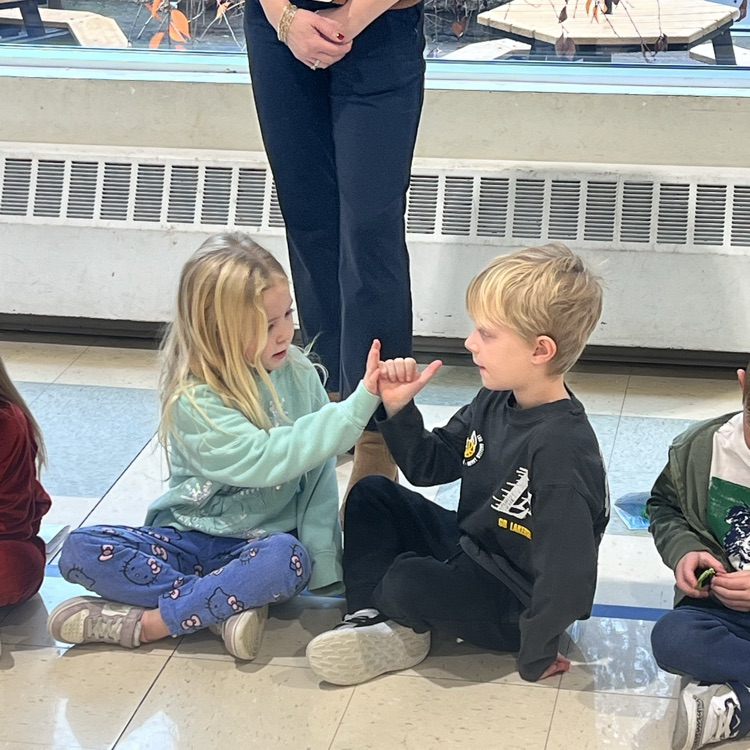 KRO enjoyed our special Thanksgiving morning meeting with KK & KR! 