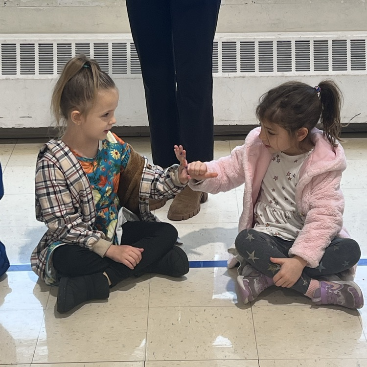 KRO enjoyed our special Thanksgiving morning meeting with KK & KR! 