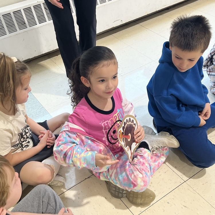 KRO enjoyed our special Thanksgiving morning meeting with KK & KR! 