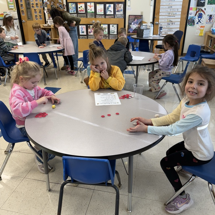 KRO loved learning about Hanukkah traditions and learning how to play the dreidel game! 