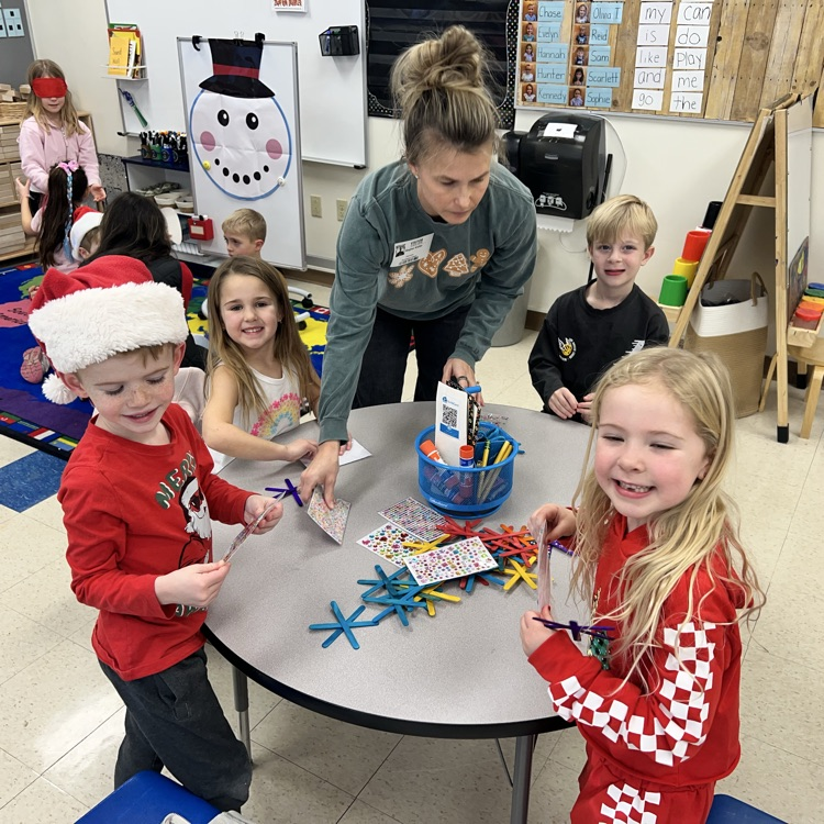 KRO holiday celebration