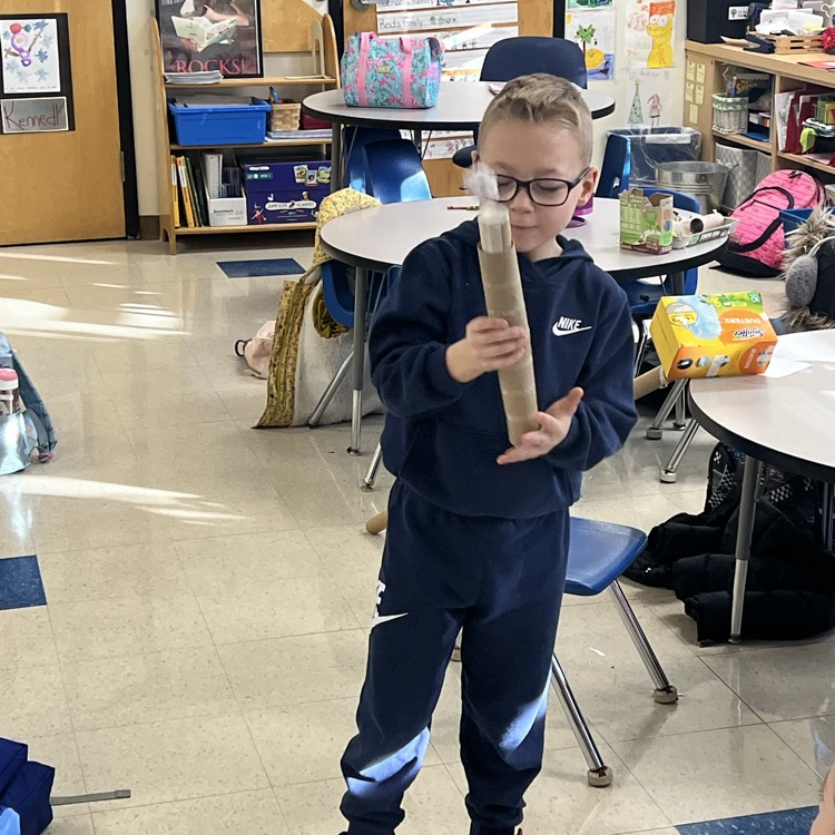 KRO had fun creating during makerspace!