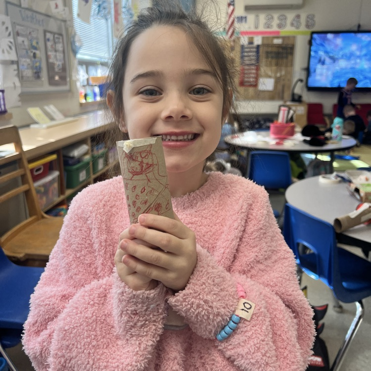 KRO had fun creating during makerspace!