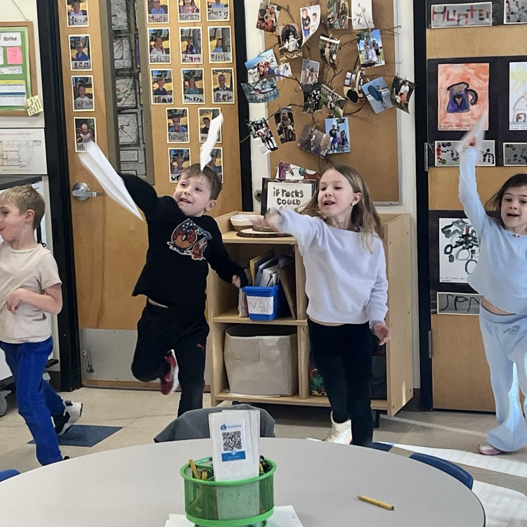 KRO had fun testing their airplanes using different force to change the direction of the flight