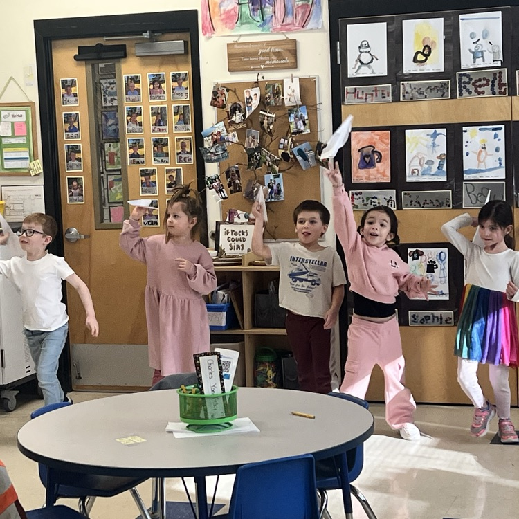 KRO had fun testing their airplanes using different force to change the direction of the flight