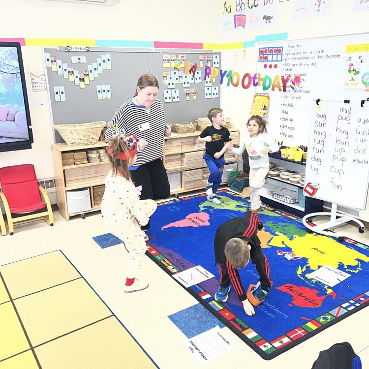 Thank you to the KRO parents for helping us celebrate the 100th day!