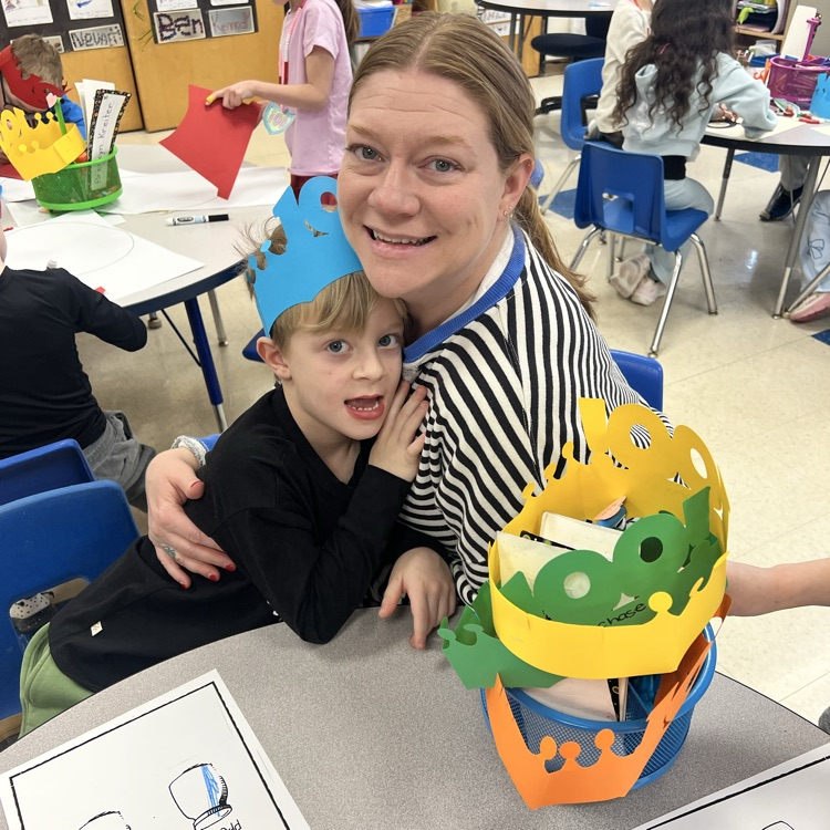 Thank you to the KRO parents for helping us celebrate the 100th day!