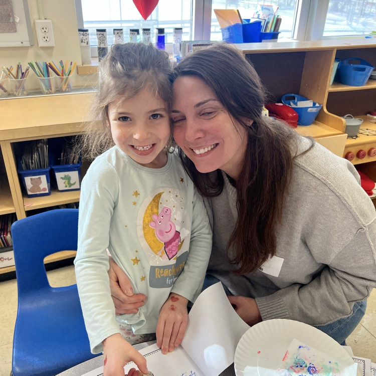 Thank you to the KRO parents for helping us celebrate the 100th day!